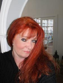 För honom är poesiworkshopen ett viktigt verktyg för progressiva organisationer, därför att de kan operera båda med ett jag och ett vi.