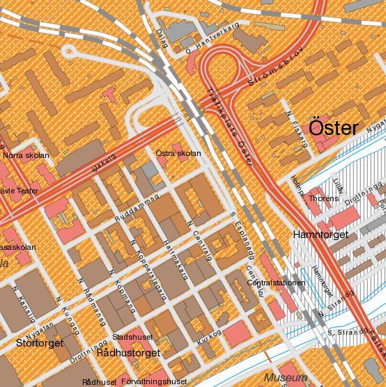 6 Befintliga förhållanden 6.1 Tpgrafi & ytbeskaffenhet Området består av en parkeringsyta med slänter ner mt mkringliggande gatr. Parkeringsytan är relativt plan med en svag lutning österut.