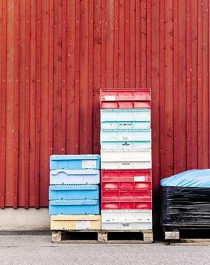 fördel för färjetrafiken kommer att försvinna. Hur kommer färjetrafiken att stå sig i konkurrens mot fasta förbindelser och automatiserade vägfordon?