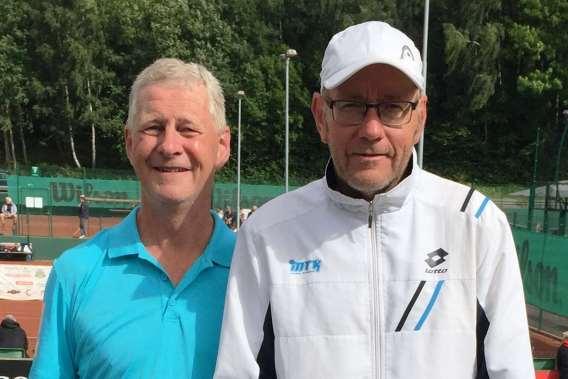 jag skulle kunna spela överhuvudtaget. Tyvärr kunde jag inte slutföra singelfinalen men mina fantastiska partners så det ändå ett guld (Edith Nordin) och ett silver (Göran Klint). Hälsningar Maria.