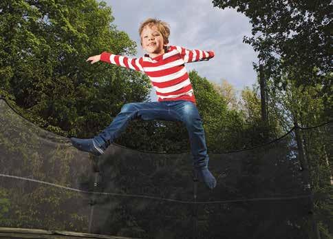 Föräldraskapstöd från MLL Vanhempainnetti är en webbplats för föräldrar till barn mellan åldern 0 och 18 år. Webbplatsen innehåller omfattande information om barnens utveckling och uppfostran.