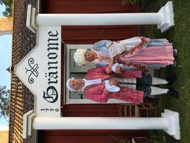 Några av veckans evenemang I grevens tid Ett skådespel av Karin Alinder Greve Magnus Trauner har nyligen köpt Gränome. Han har ont om pengar och har därför gjort stora inteckningar på gården.