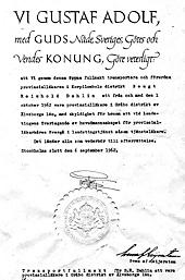 Man hörde till tjänstemännen och de hölls på distans. Sammanhållningen inom tjänstemannakåren var dock väldigt fin.