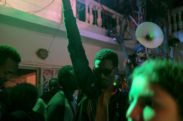 & FREDAG 28/9 Glänta ft KLUBB ADDIS DAKAR VALAND Foto: Eric Magassa 20.00 02.