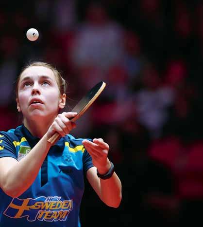 NÄRA ÅTTONDELEN OCH BÄSTA RESULTATET PÅ NIO VM pingis Mot Indien inledde Linda med att 3 1-besegra ettan Manika Batra, 58:e-rankad i världen och 80 placeringar före henne själv, och Matilda avslutade
