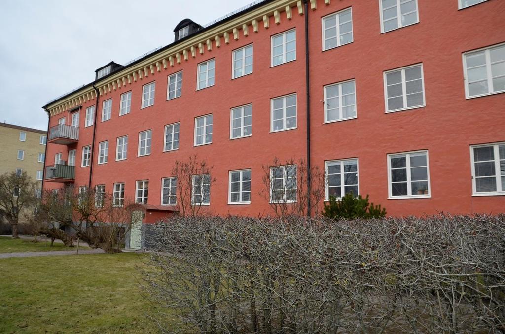 1920-tal - Klassicism Fönstrens utformning har förebilder i klassiska ideal, empirens fönster och allmogens bebyggelse från tidigt 1800-tal.