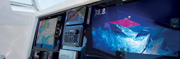 EKOLOD STRUCTURESCAN 3D TOTALSCAN -GIVARE StructureScan 3D-bilder skannar undervattensterräng och fiskstim för att skapa en 180-graders tredimensionell vy med hög upplösning under båten.