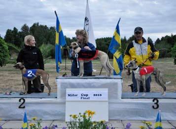 Trea efter ett lugn resa kom Happy Feet på 31,22. Sista försöket blev även här en säker seger för vinnaren. Talisker (Droopys Kewell Peach Passion) dundrade in på fina 30,43.