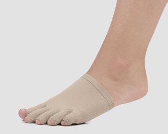 omslutningen vid tummens basalled. Den tredimensionella komfortzonen i det känsliga området mellan tummen och pekfingret förhindrar att tyget veckar sig och skyddar huden mot irritation.