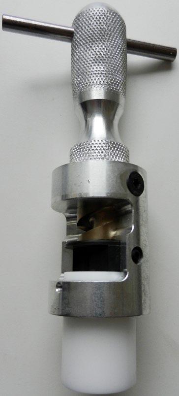 PASSIVA KOMPONENTER Exempel på kabel-tv-specifika verktyg för kontaktering. FÖRSTÄRKARE Frekvensområdet ska vara minst 5 65 / 85 862 MHz.