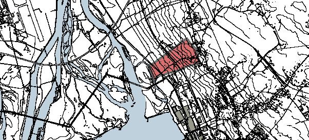 Intill Indalsälven norr om E4 och väster om bangården finns två sommarstugor. I anslutning till planområdet finns några boende ovanför väg 684 i Västanbäck och Ala.