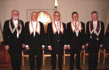 Logemöte den 10 april med gradgivning i Sanningens Grad. Vid mötet deltog 29 bröder från vår loge och 5 bröder från B 85 Luntertun.