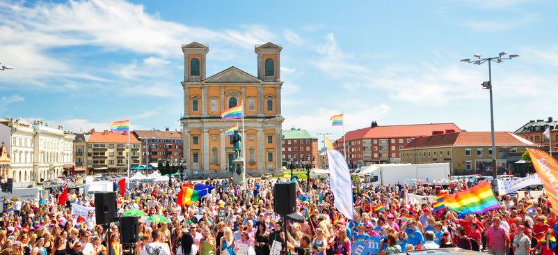 Vi är Karlskrona Karlskrona har i alla tider varit en internationell och mångkulturell plats. Det är vi stolta över. Vi vill att Karlskrona ska utvecklas till att bli ett föredöme för integration.