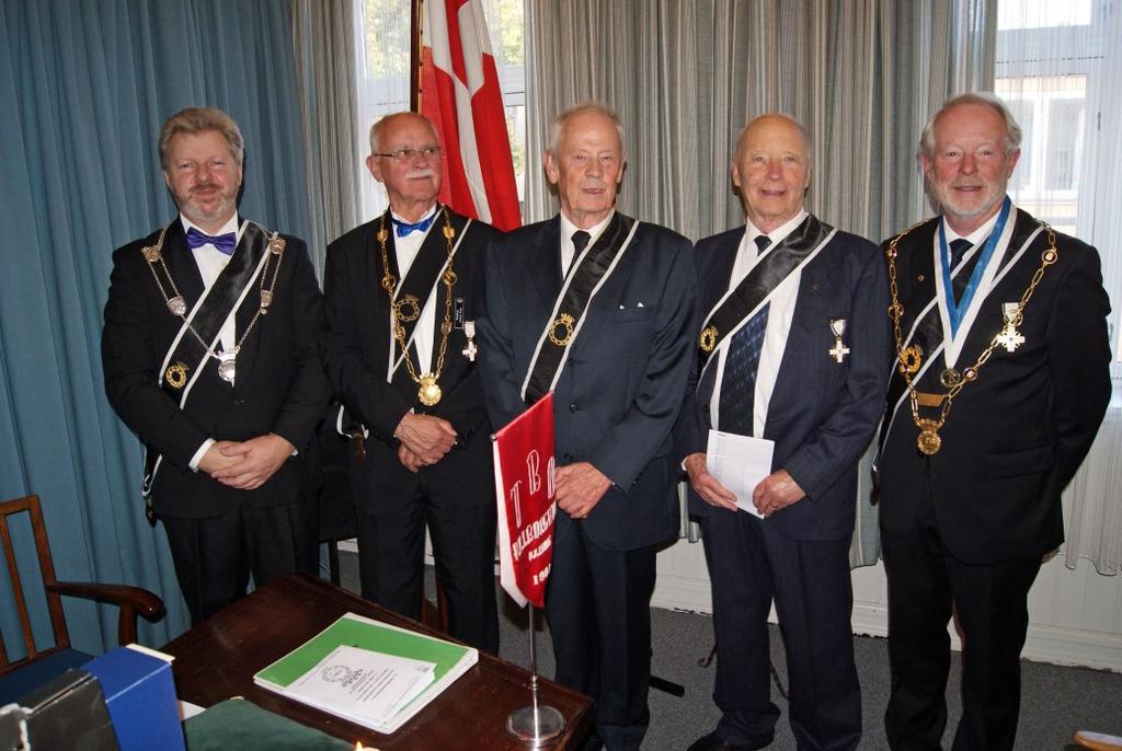 fra Aalborg) hos vores medlem/broder Jørgen Becker indledte vi septemberkapitlet med et causeri af Aage Michelsen fra Dansk Blindesamfund om det gamle Nørresundby, hovedsageligt koncentreret om det