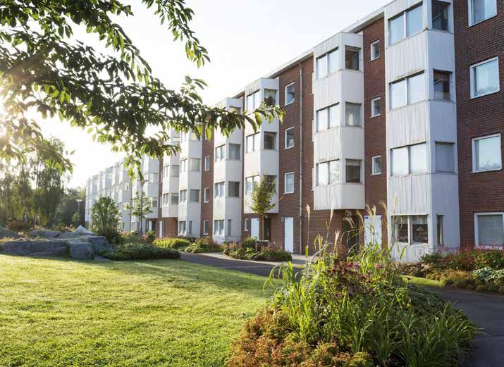 Lokalyta Antal lägenheter Boområde Kartnr Fastighetsbeteckning Besöksadress Värdeår Bostadsyta Taxeringsvärde Tkr Hyresvärde Tkr Bostadshyra kr/m 2 Södra Biskopsgården 6 BISKOPSGÅRDEN 28:4