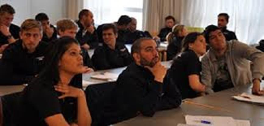 Lärlingsprojektet 2011-12 En 10 månader lång utbildning i samarbete mellan RSYD, Räddningstjänsten Landskrona, Europeiska Socialfonden, Arbetsförmedlingen och MSB 22 lärlingar: 10 tjejer-12 killar