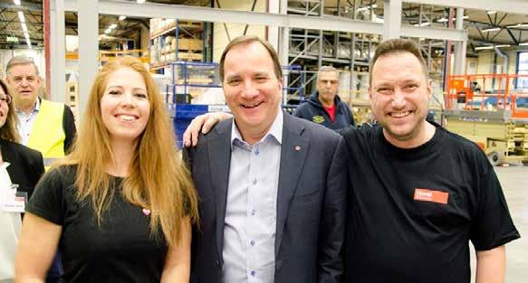 Efter en fabriksrundvandring, fick statsministern chans att