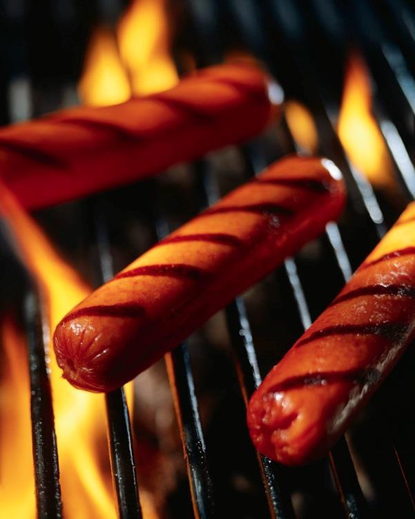 Korvgrillning Lördagen den 25 oktober kl. 16.00 kommer det att anordnas korvgrillning för alla medlemmar vid Utsikten, grillplatsen mellan C- och D-huset.