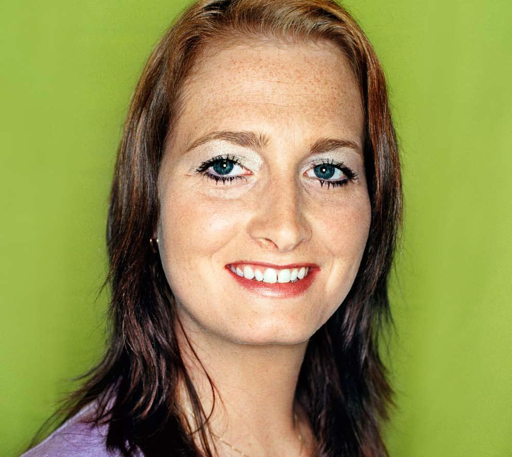 E T C Jag bygger Sverige! Mirja Andersson 26 år, väktare i Landskrona. Jag trivs som väktare, men det kan vara läskigt ibland. Jag har blivit misshandlad.