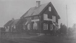 Stornäs skoter- och intresseförening kallar till årsmöte lördag 11/11 kl 12.00 på Hotell Klimpfjäll. Välkomna! Lägenhet uthyres: Ljusminnesgatan, 3 rok, 86 m², 5850:-/mån inkl el.
