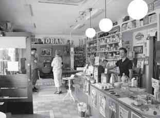 Järnboas sommarcafé (29) Fredag 21/7 söndag 30/7 kl 12-18 Café med hembakat fika i nostalgisk miljö.