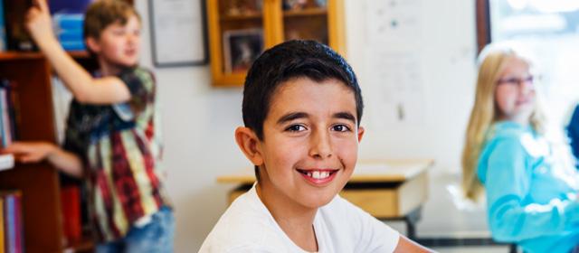 RÄTT UTBILDNING ETT LÅNGSIKTIGT BESLUT Att gå på Täby Friskola från årskurs 4 till 9 är en stor fördel Täby Friskola startade 1994 och har vuxit sedan dess.