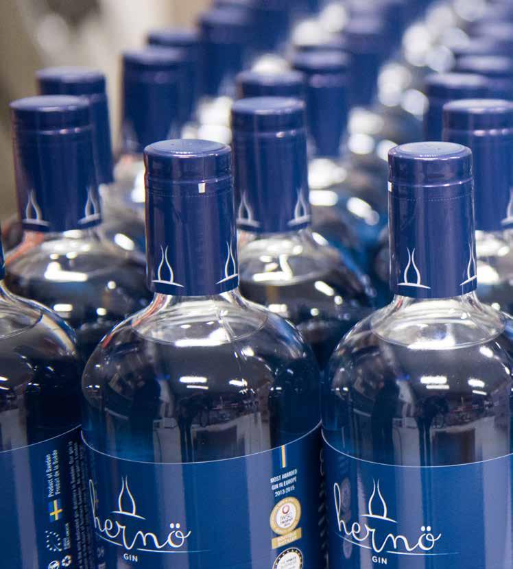 Året i korthet LOVORD OCH PRISER har fortsatt att regna över Hernö Gin från världens alla hörn.