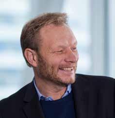 för marknadsfrågor och den strategiska utvecklingen av hamnverksamheten inom