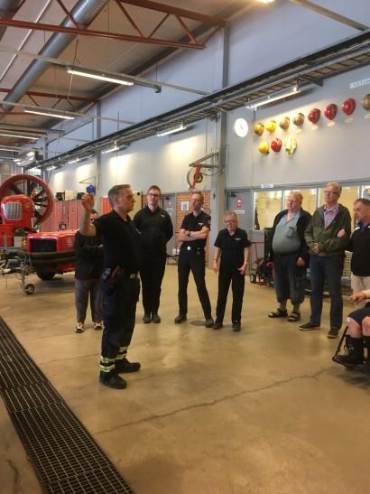 Örebro Lägsa avgifer 40 kronor upp i 15 kiomeer, enke resa.