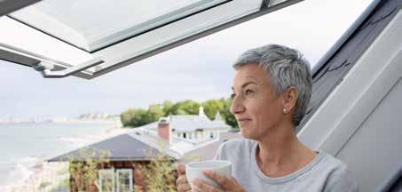 takfönster singelmontage För falsat/bandtäckt takmaterial Pivåhängt takfönster (se sida 16) Ventilationsklaff (spaltventil) Takfönstret kan roteras 180 för enkel fönsterputsning Förberett för VELUX