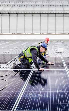 Investeringsplan Vattenfall fortsätter att göra stora investeringar i tillväxt inom förnybar produktion och elnät, vilket har möjliggjorts främst genom vårt framgångsrika arbete med
