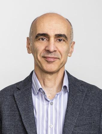 Hon har haft ledande befattningar inom Apoteket och ingick i Apoteket ABs företagsledning. Eva är ledamot i ett antal styrelser som till exempel SwedenBIO och SWElife.