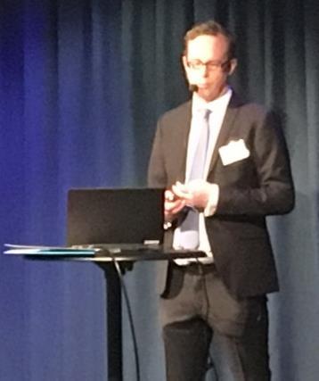 Föredrag Alf Karlsson Alf Karlsson, stadssekreterare på näringsdepartementet höll ett föredrag om vad som händer inom plan- och byggområdet. Bl.a. regeringens 22- punktsprogram och det statliga investeringsstödet som beräknas till 3,2 mdr 2018.