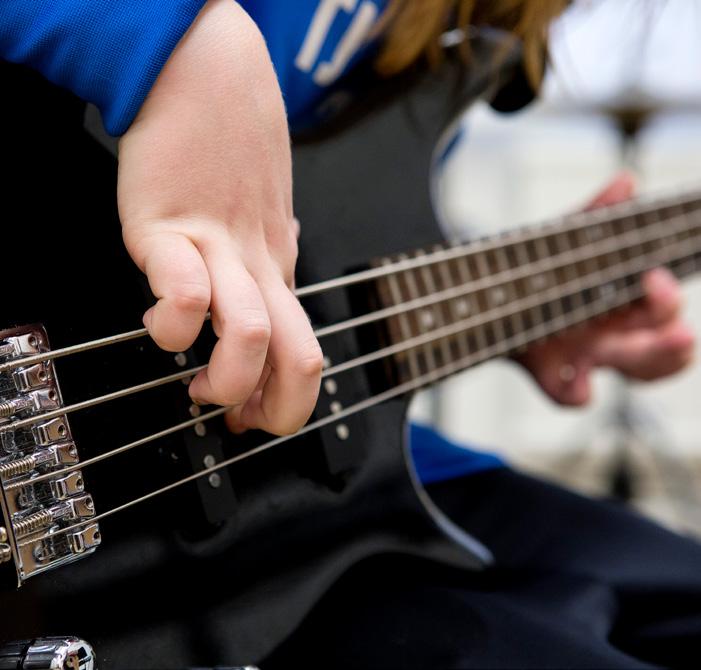 Upptäck Kulturskolan! Tisdag 20 november klockan 9.00 11.00 Du får träffa Kulturskolans lärare vid olika stationer. Du får prova på att spela olika instrument, dansa och spela teater!