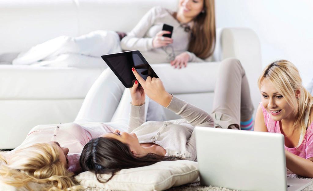 SÅ KOPPLAR DU IN DIN UTRUSTNING All utrustning kopplas in till fibermodemet (CPE:n) som monteras hemma hos dig. Här berättar vi mer om hur du kopplar in din dator, tv och telefon.