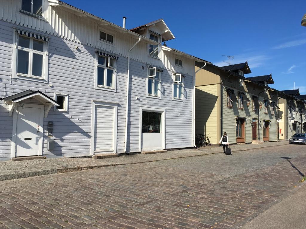 Handläggare Freja Råberg Upprättad 2017-10-18 2016-2422 Tel.