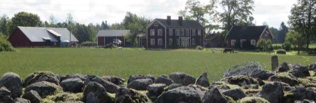 Gården på Allgunås 3:3 har en pampig stor mangårdsbyggand med