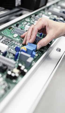 Tillverkningen Tillverkningen Vår tillverkning kännetecknas av: Stor egenproduktion Egen tillverkning av alla kvalitetsavgörande komponenter Toppmodern tillverkningsteknik NORDPro (produktions- och