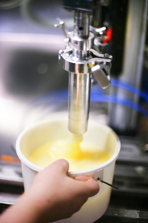 ENTER DOFTRENT A309 0005, EDR 5-liters dunkar ENTER DOFTRENT är tack vare sin parfymering en helt unik produkt att använda till all typ av rengöring och våttorkning, det lämnar efter sig ett skinande