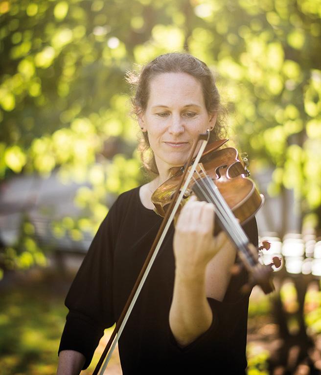 Fenomenala Malin Broman är solist och leder orkestern. Medverkande: Musica Vitae, Malin Broman violin KARNEVAL MED MUSICA VITAE!
