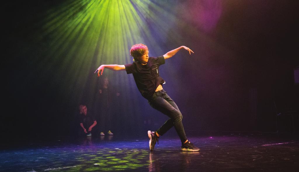 Foto: Albin Janzén Dans Dans är kroppens språk, den står för kreativitet, uttrycksfullhet och glädje!