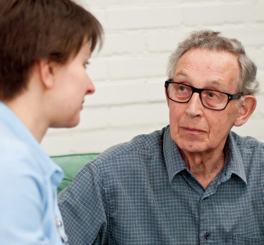 beredskap att handskas med olika vardagsproblem. Sådana program kan minska stress och förbygga depression hos anhöriga och öka deras förmåga att bemöta beteendeproblem.