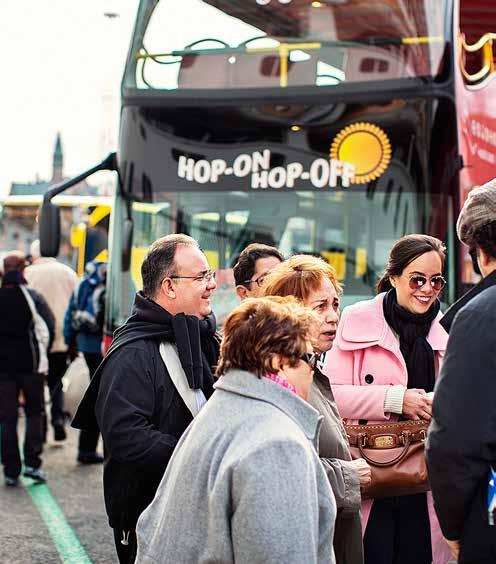 I år sätter vi upp regnskydd för taxipassagerarna i Frihamnen och gör en ombyggnation vid museet Fotografiska för att fartygens tenderbåtar enklare ska kunna komma till kaj, berättar Roger Backlund.