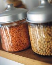 I stora drag är recepten lagom stora, ger inte mer än 30% av kalorierna från fett, innehåller minst 80 g grönsaker per portion och inte överdrivet mycket salt.