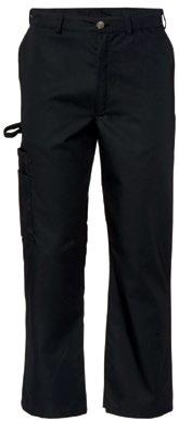 Två sidfickor, en bakficka med knapp. 65% polyester, 35% bomull.