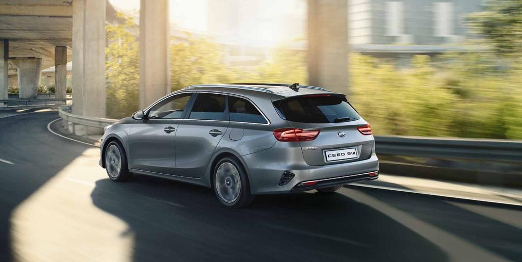 EXTERIÖR DESIGN 5 Njut av utrymme & stil Kia Ceed Sportswagon karakteriseras av rymlighet, mångsidighet och snygg design.