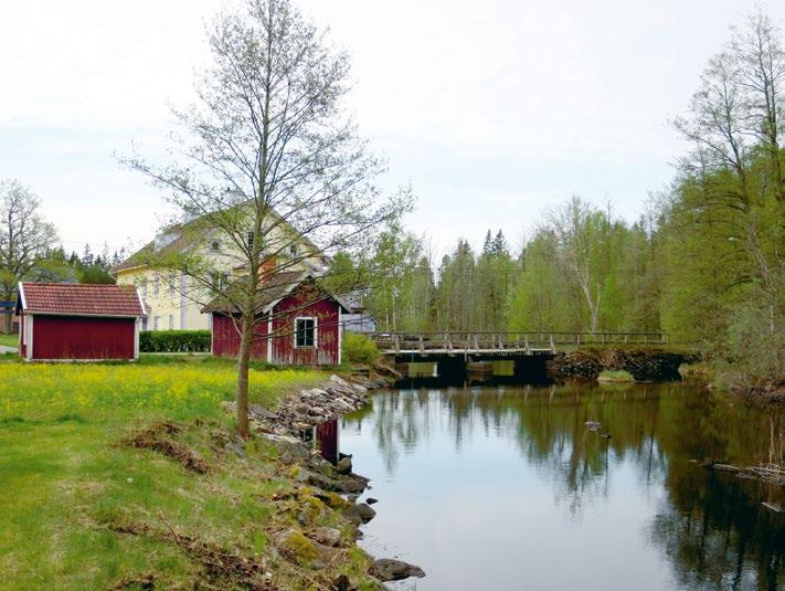 Brygghuset. Lilla stugan. 10. Brygghus Det här lilla brygghuset vid ån är troligen byggt omkring år 1900.