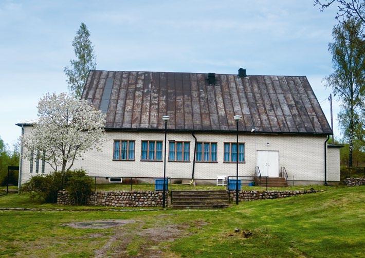 Folkets Hus. Granvallen. 19. Folkets Hus 20. Granvallen Björkshults Folkets Hus byggdes 1927 och blev en samlingspunkt i samhället.