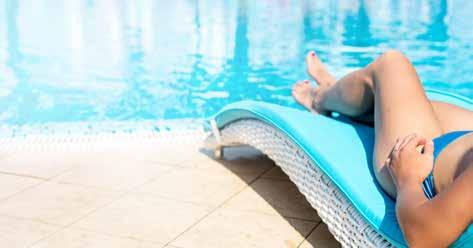 Poolen blir en naturlig plats för fest.
