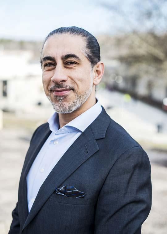 HALLÅ DÄR Mariwan Omar arbetar för trygghet Ett flertal projekt är i full gång för ett tryggare Huddinge.